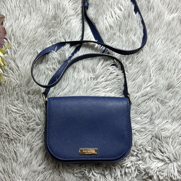 Kate Spade Navy Carsen crossbody bag - Picture 2 of 9